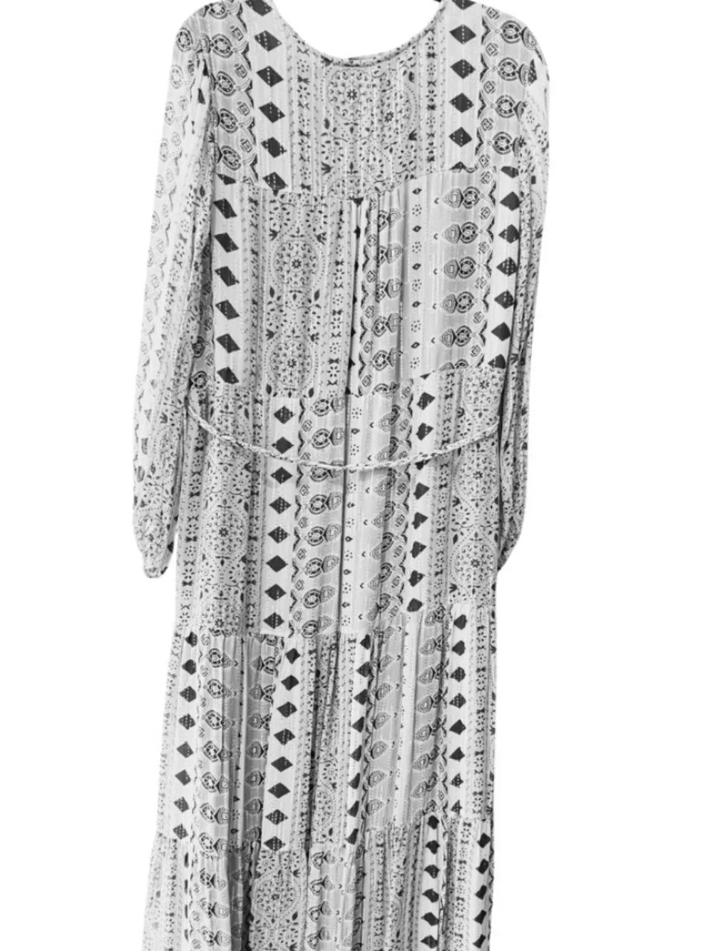 Zara Bohemian Maxi Dress – Flowing Boho Style with Belt - Picture 4 of 6